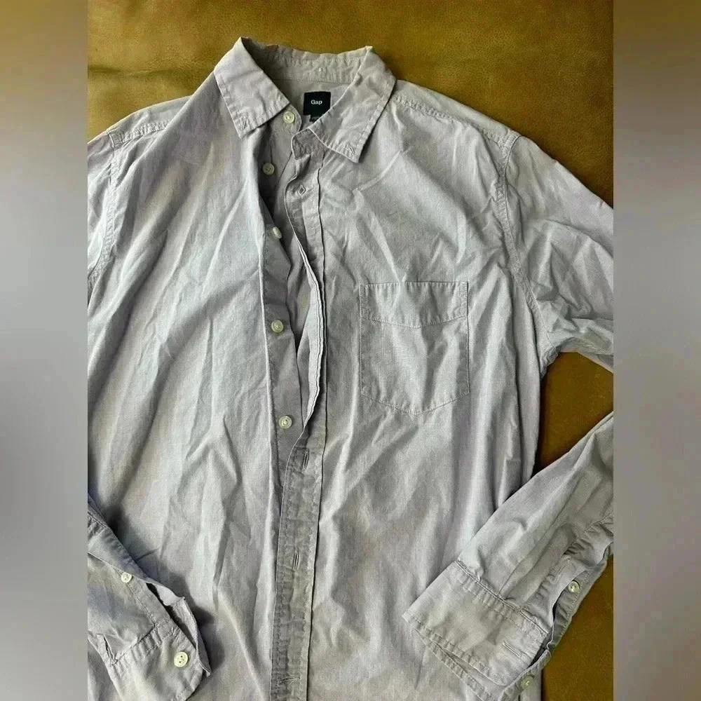 GAP Light Purple Button Down Long Sleeve Shirt 100% Cotton Size Medium - Picture 2 of 9